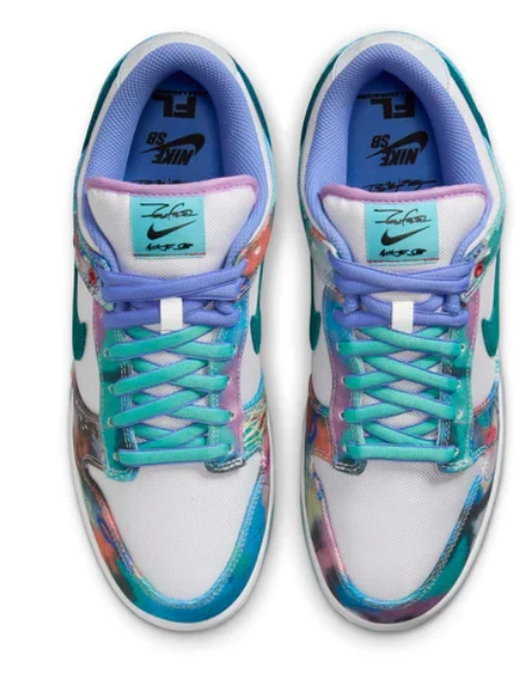 Nike SB Dunk Low x Futura Laboratories 'Bleached Aqua' (HF6061-400)