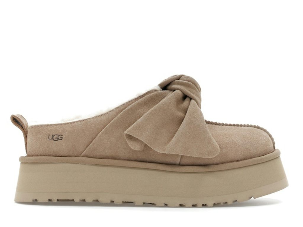 UGG Platform Slip-On Bow Slipper - Sand (Women's)